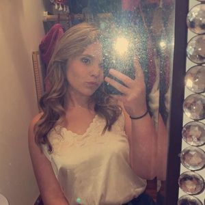 Meet your Posher, Kayla